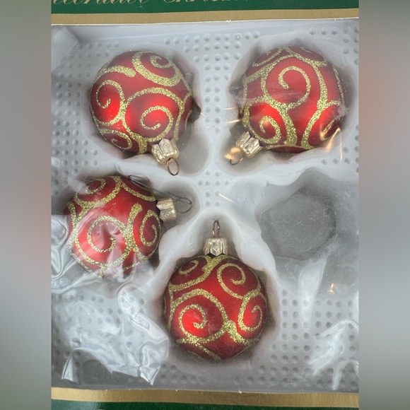 Set of 4 Vintage 90’s Mini Glass Christmas Ornaments by Brandford - Picture 2 of 7